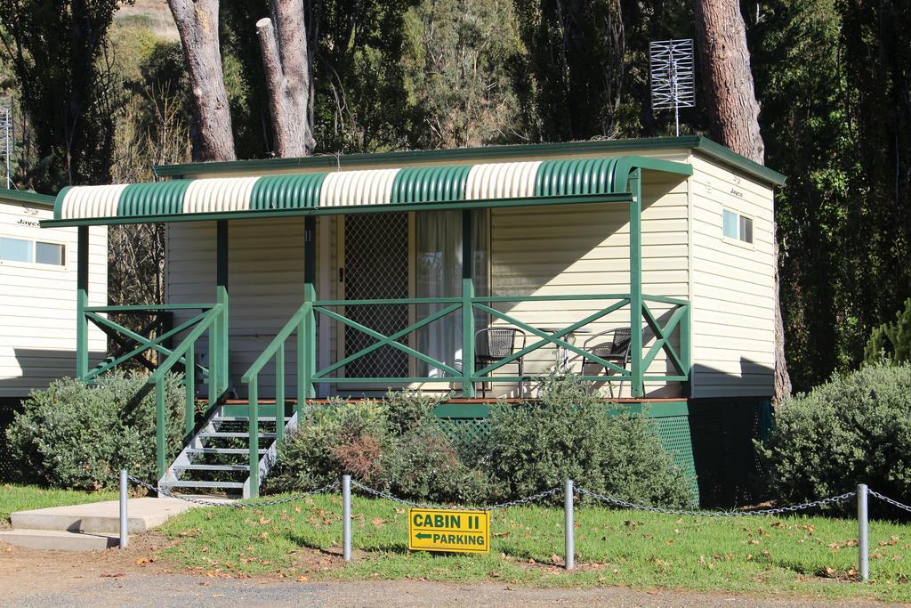 Gundagai Cabins & Tourist Park Eksteriør bilde