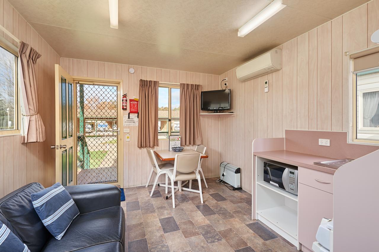 Gundagai Cabins & Tourist Park Eksteriør bilde